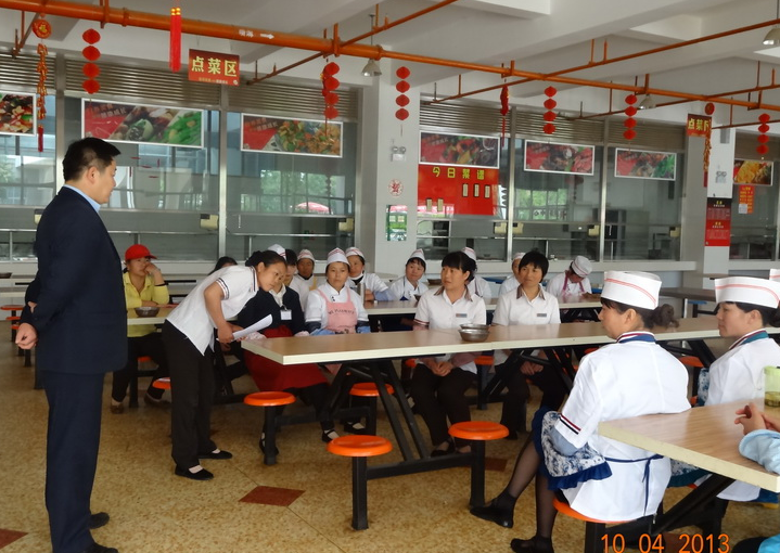 沪鑫餐饮:如何提高职工食堂承包的服务质量